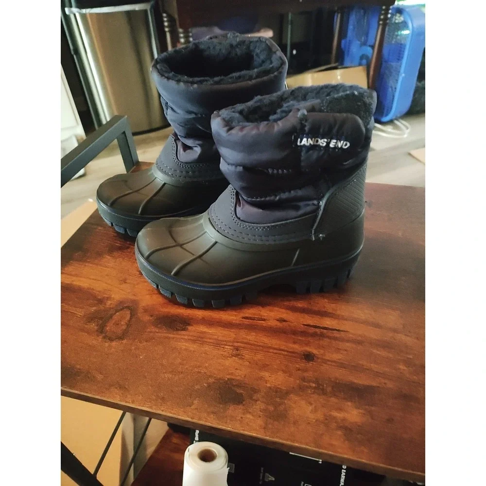 Lands End Navy Blue Flurry Max Toddler Size 8 Snow Boots